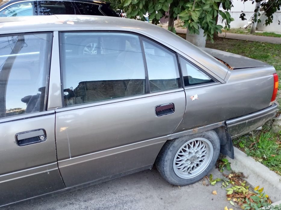 Продам Опель Омега А