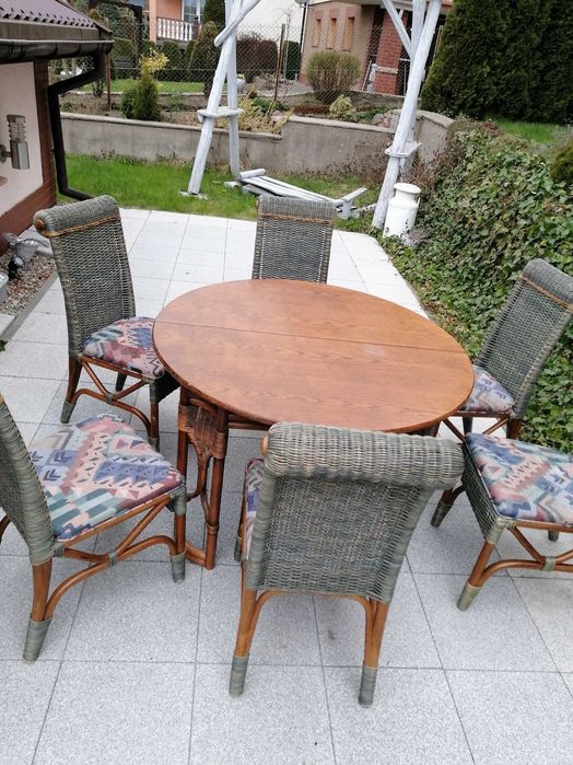 Krzesła rattanowe i inne 4 szt