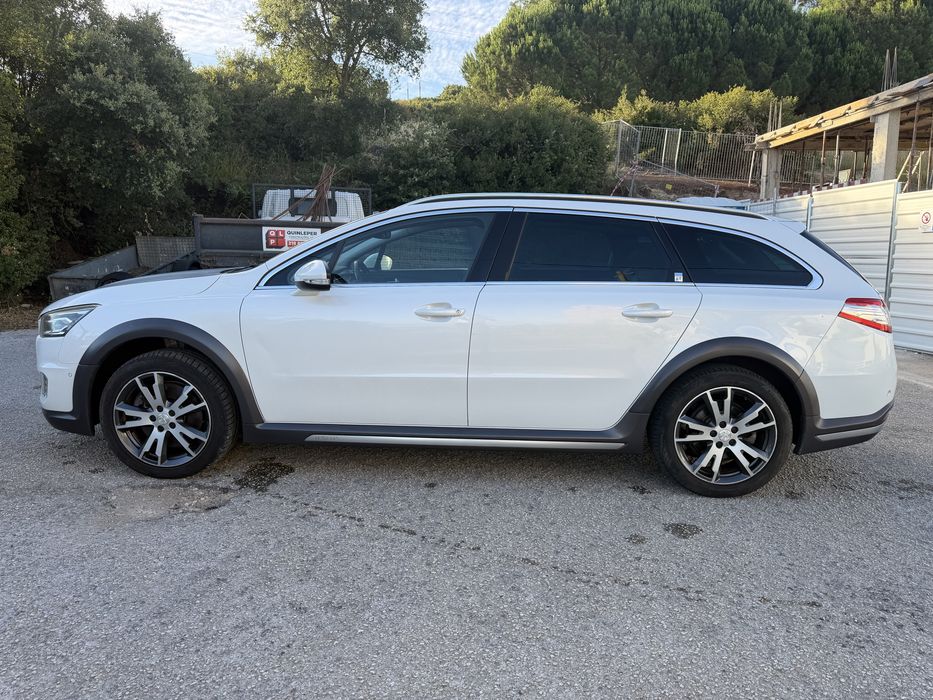 Peugeot 508 RXH 2.0 HDi Hybrid4 2-Tronic (modelo 2015)