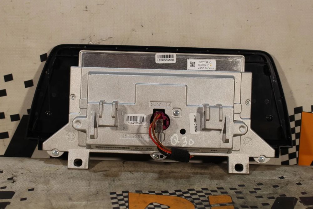 Display / ecrã de informações BMW 1 (F20)