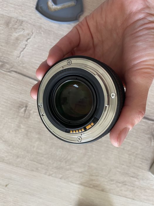 Продам об’єктив Canon EF 50mm f/1.4 USM