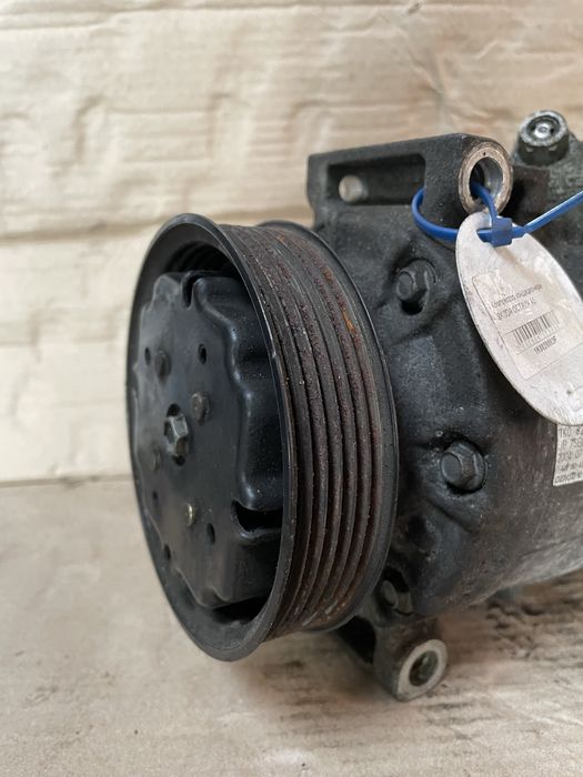 Компресор кондиціонера Skoda Octavia A5 1k0820803F