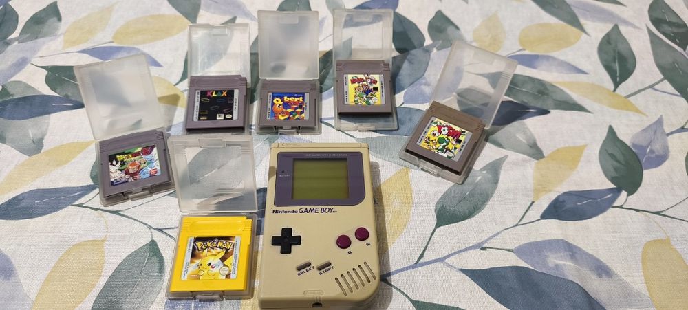 Vendo pack original Nintendo Game Boy (Modelo DMG-01) com lote de 7 jogos