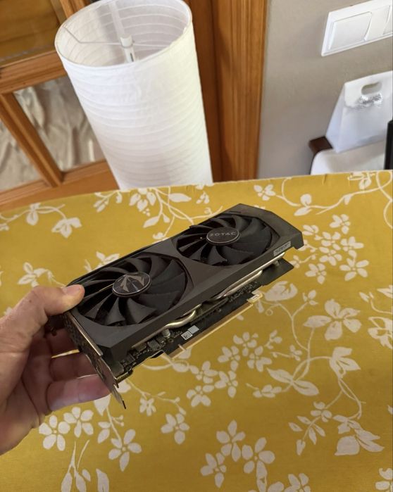 RTX 3060 NVIDIA (placa gráfica)