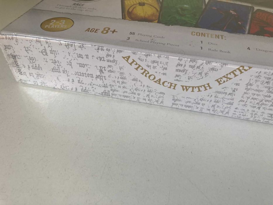 Jogo de Tabuleiro Harry Potter - Race To The Triwizard Cup (SELADO)