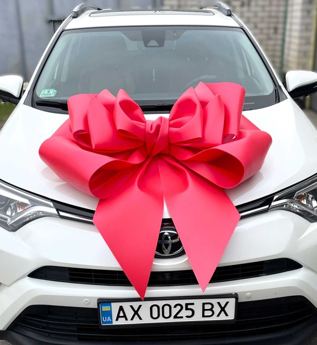 Красивый бант на машину – стильное решение