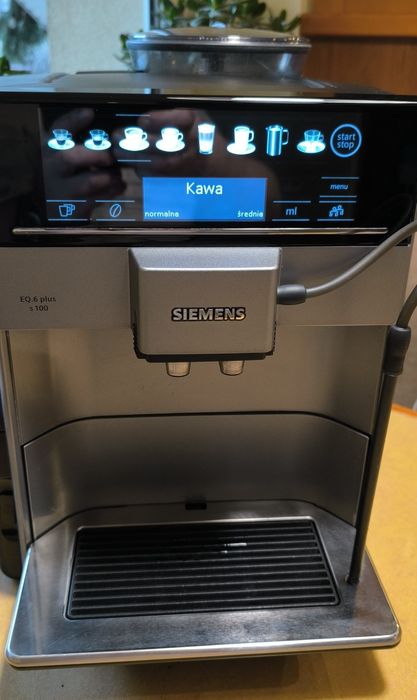 Ekspres aut. Siemens EQ6 plus s100. Sprawny filmy