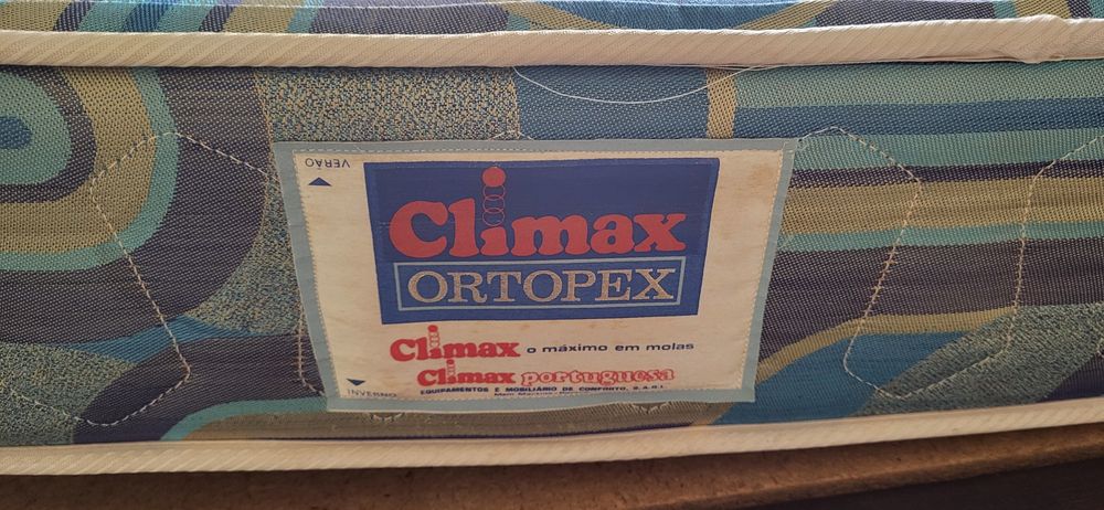 Cama de bilros vintage