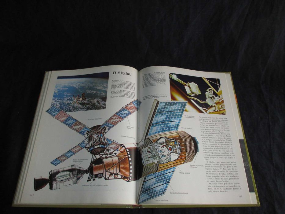 Livro O Universo Enciclopédia Juvenil Ilustrada Ron Taylor