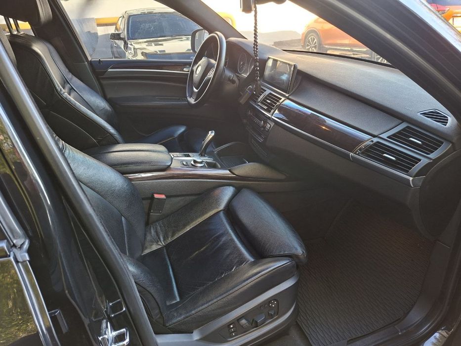 Продам BMW X6 е71
