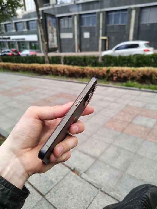 Iphone 15 Pro.В идеале.128гб
