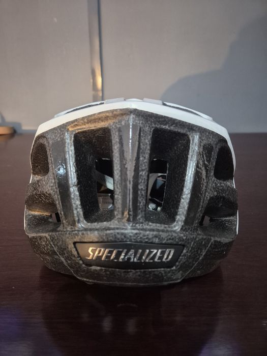 Capacete specialized