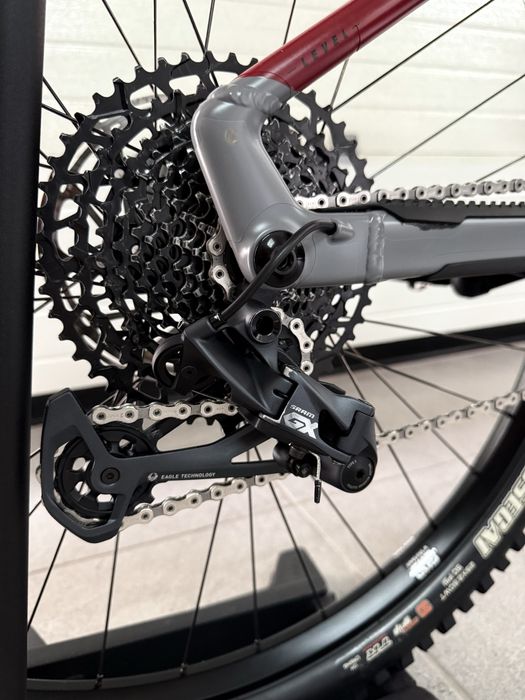 E bike Mondraker ( 586 km )