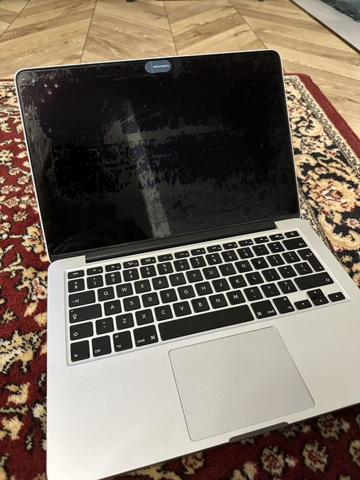 MacBook Pro Apple, (Retina, 13-calowy, połowa 2014 r.)