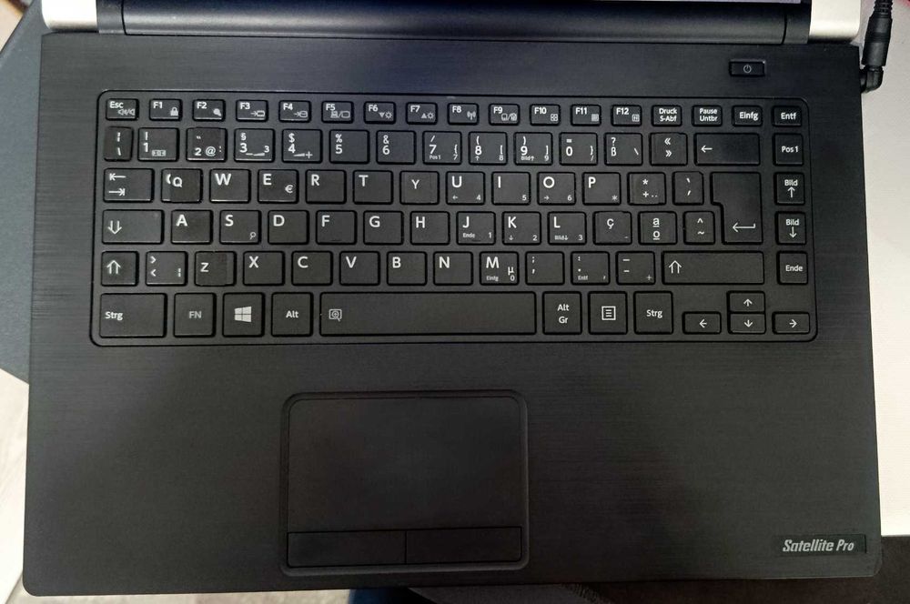 Portatil TOSHIBA