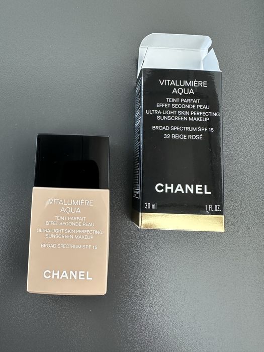 Chanel Luksusowy podkład w płynie Vitalumiere Aqua Makeup 32 beige rose