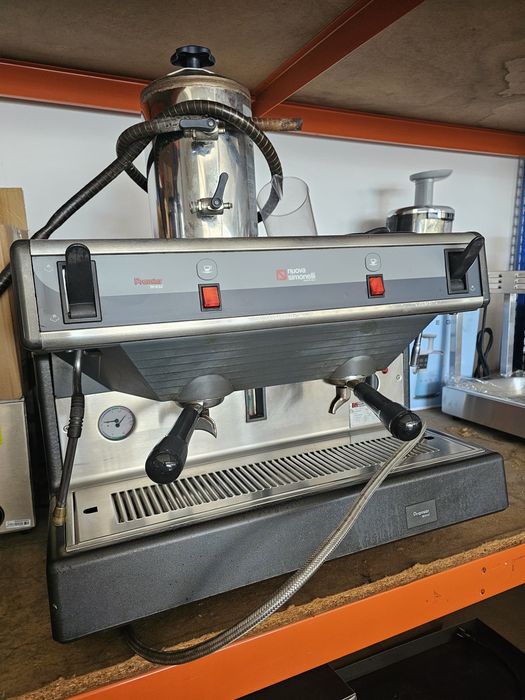 Máquina de café profissional