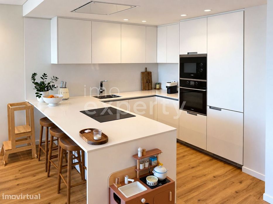 Apartamento T2 | Edifício Lourencinha II | Câmara De Lobos