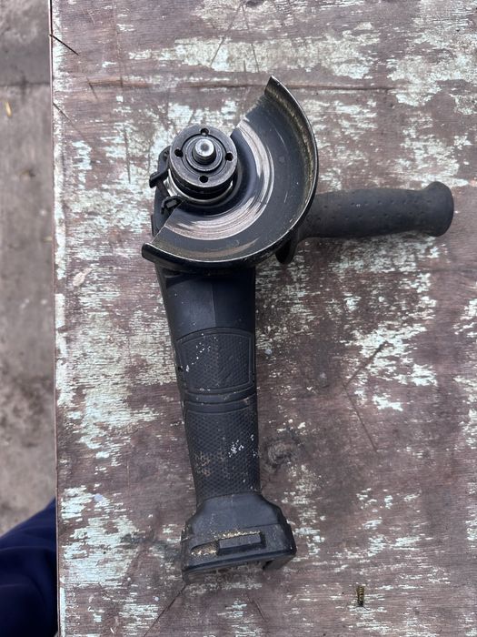 Продам акамуляторную болгарку