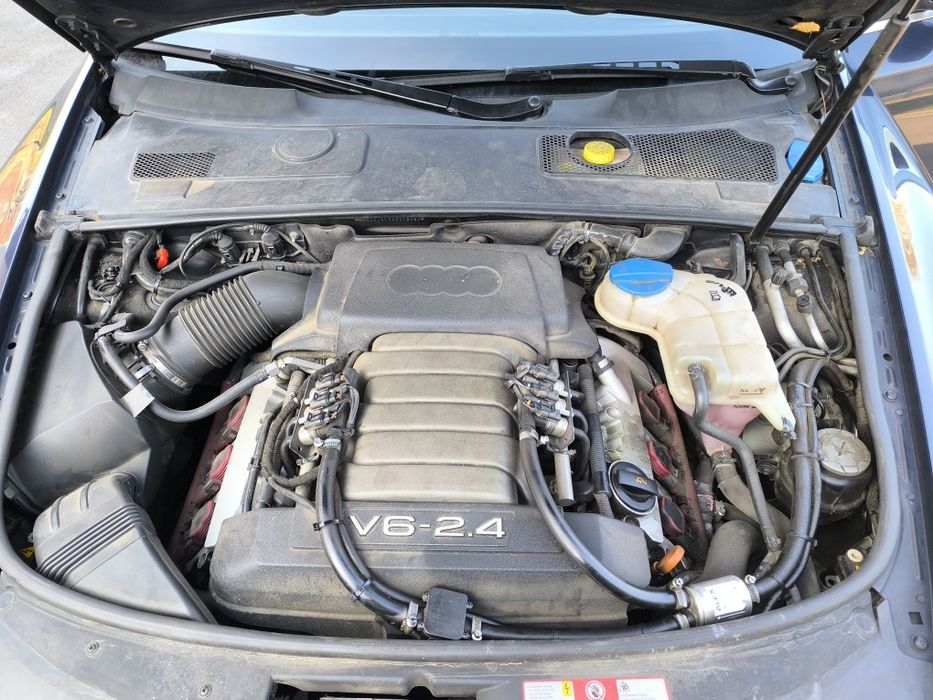 Audi A6C6.   2.4  multitronic