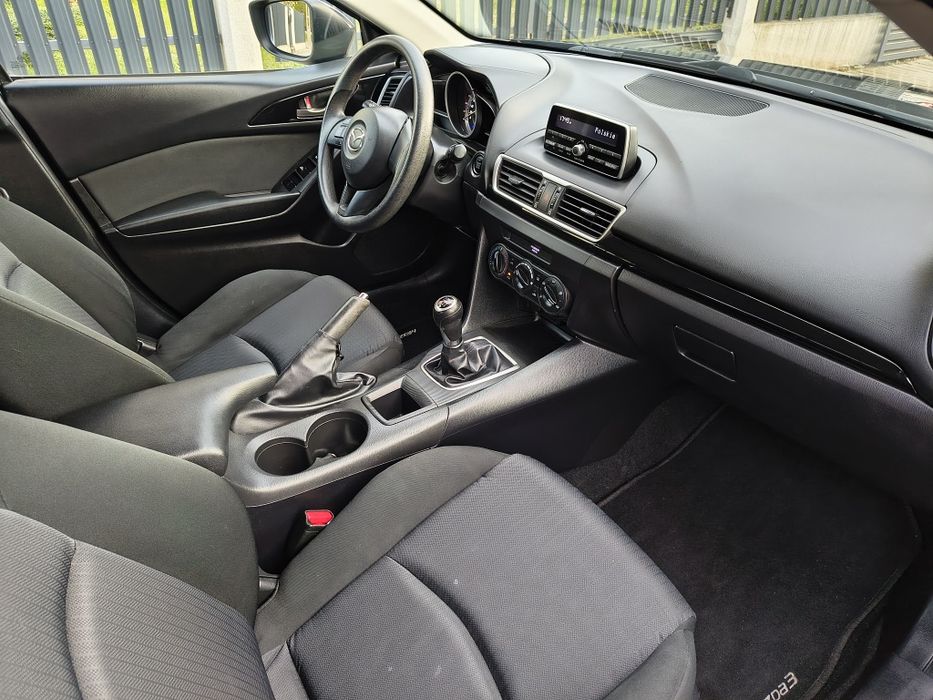 Mazda 3 SkyActiv Technology 1.5 benzyna, 2xkoła,  niski przebieg