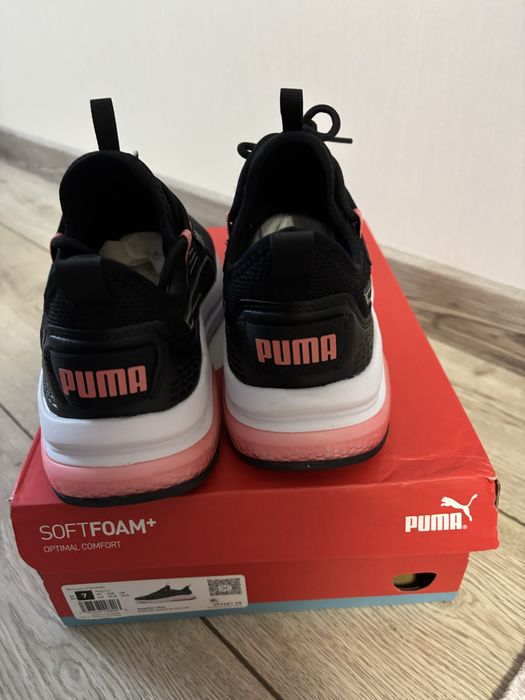 Кросівки жіночі Puma  37р