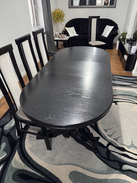 Stół drewniany czarny