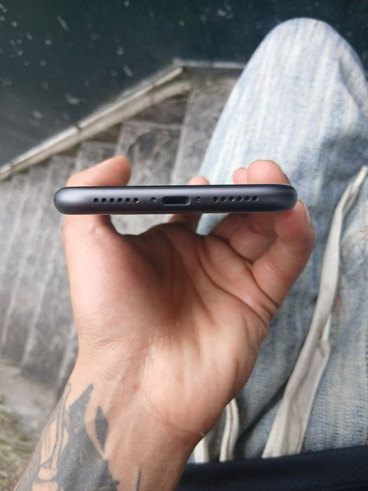 Iphone 11 bloqueado somente para peças