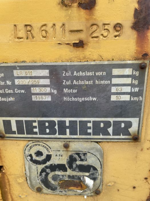 Spycharko-ładowarka gąsienicowa LIEBHERR LR 611