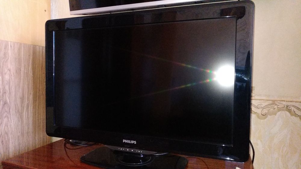 Телевизор Philips 32PFL4606H/58.