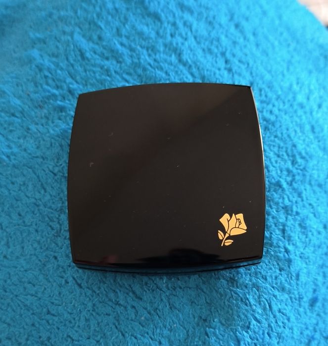 Cień do powiek marki Lancôme