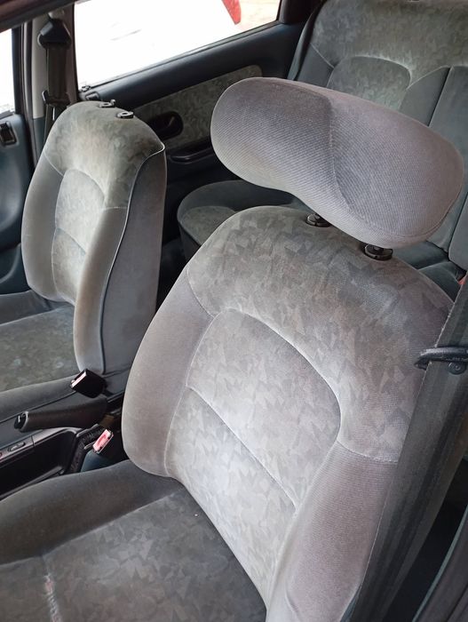 Renault Laguna 95 1.8
