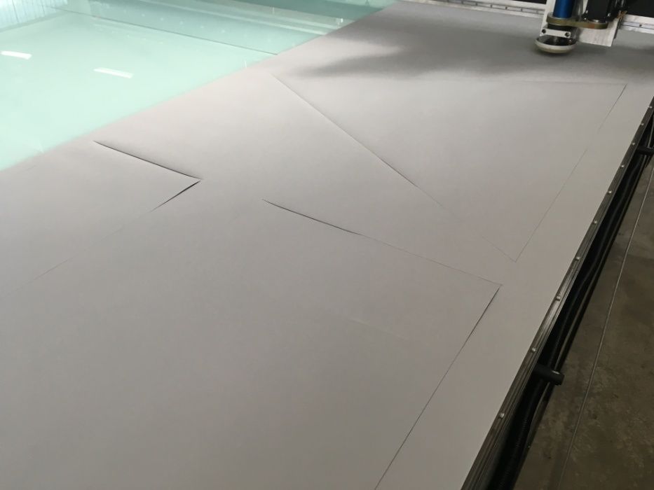 CNC ultrassônico para tecidos 9000x3000 nova