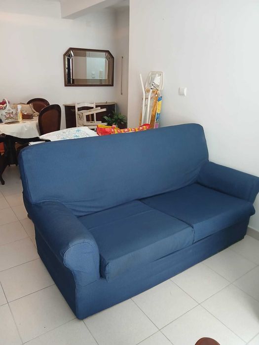 Sofá de 3 lugares e poltrona