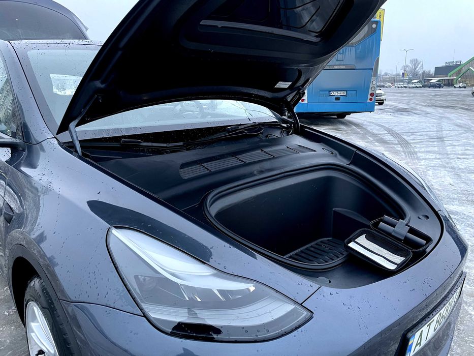 Продається Tesla Model Y Long Range