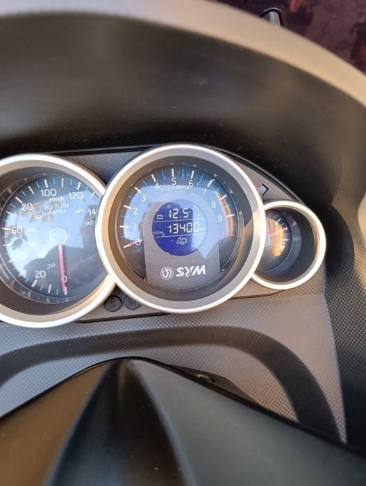 Scooter sym 125 GTS SPORT