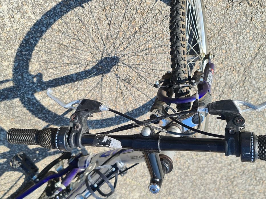 2 bicicletas 150€ roda 26. Separado 80€ cada