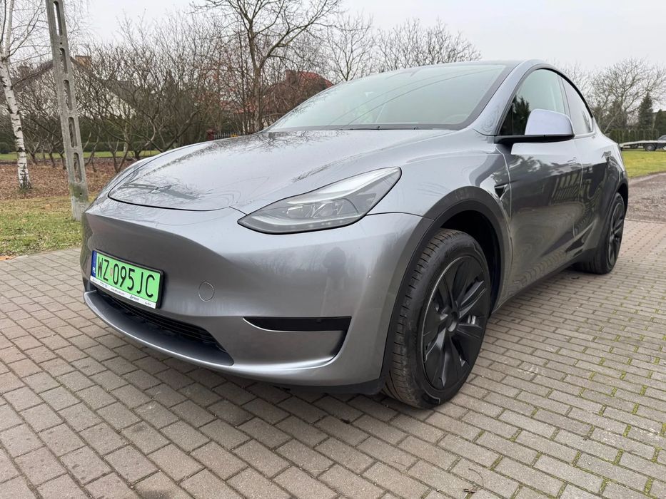 Tesla Y Stan BDB, zadbany, mały przebieg.