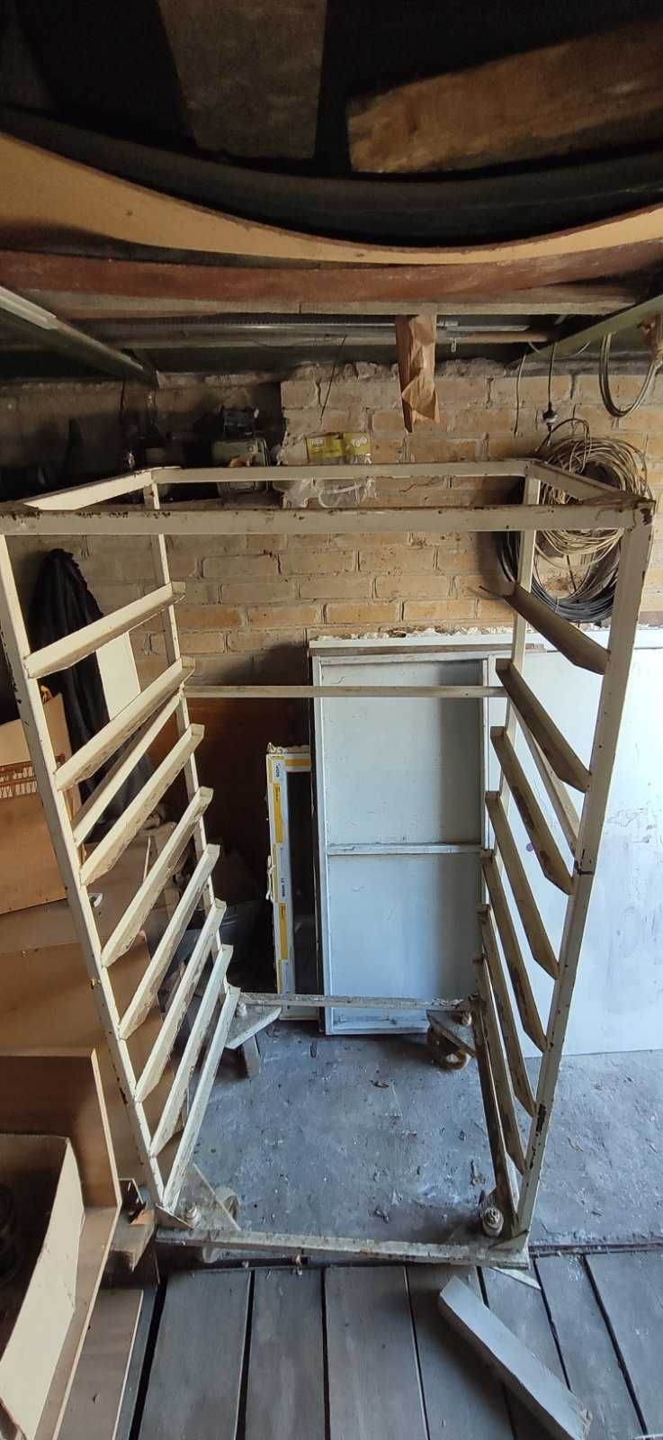 Тележка полка для хлеба с лотками: 1 250 грн. - Інше обладнання ...