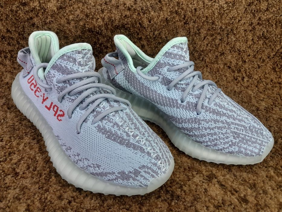 Кросівки оригінал Adidas Yeezy Boost 37,36 розмір.