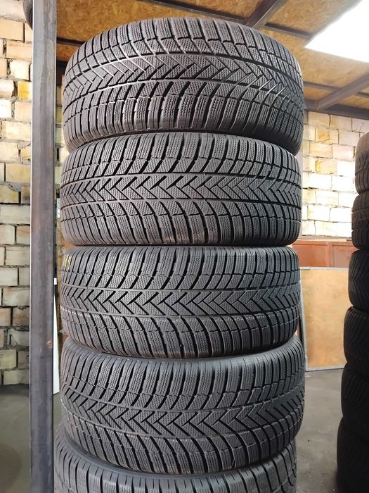 Шини бу 255/50 R19 Bridgestone Blizzak LM005 Комплект Зима