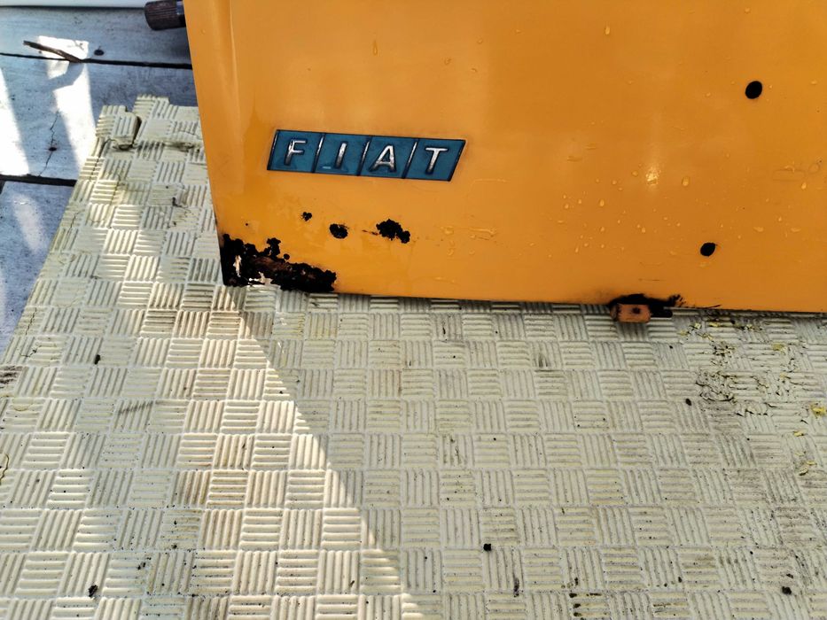 Klapa tył fiat 126 el do renowacji