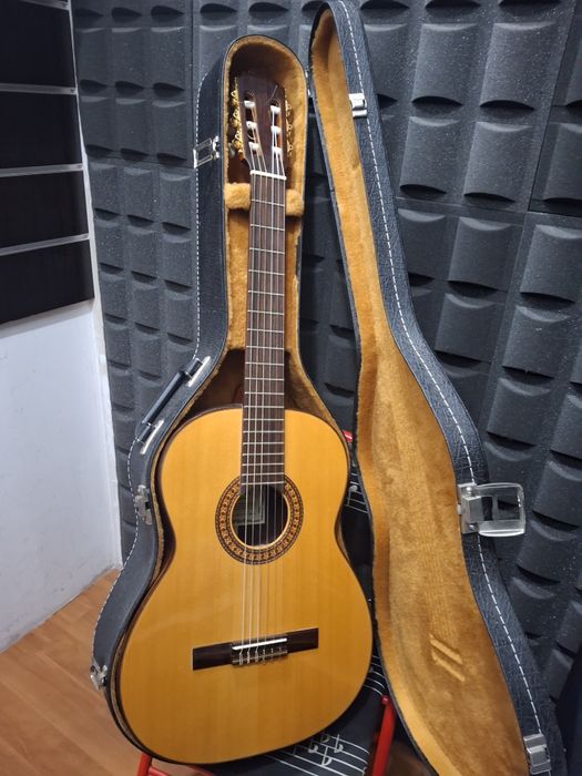 Guitarra classica Artesanal