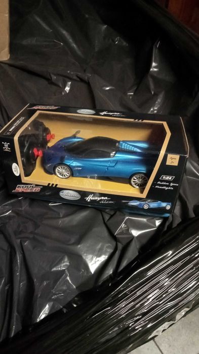 Nowy samochód zdalnie sterowany. Pagani Huayra Roadster.