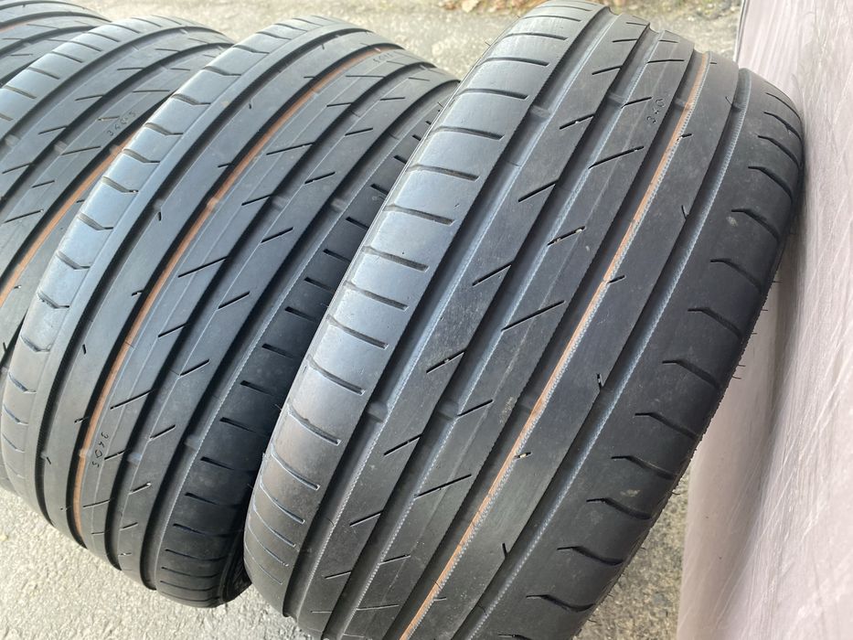 225/45/17 Nokian літо