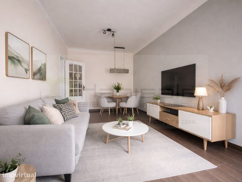Apartamento T2 Central Excelente Oportunidade — Venteira, Lisboa