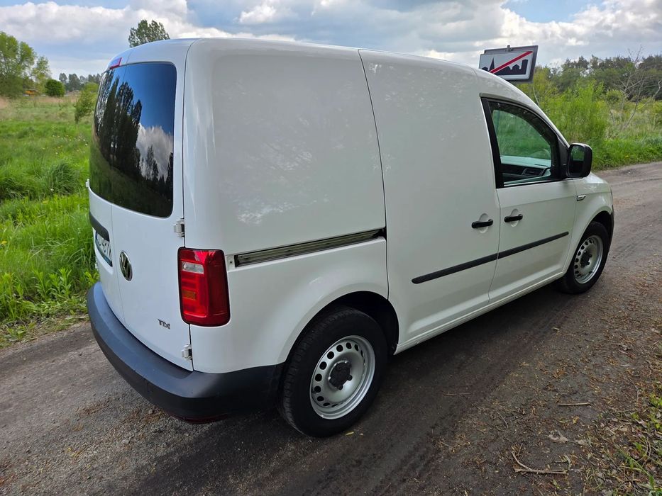 Volkswagen Caddy VW Caddy van 2015 salon polska