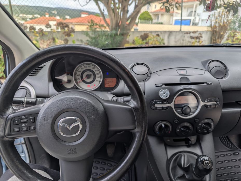 Oportunidade ! vendo mazda 2 unico dono , carro em muito bom estado ..