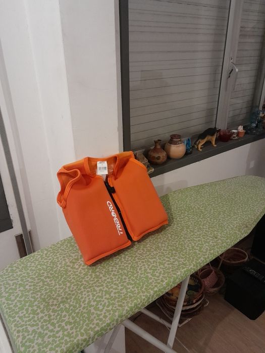 Vendo Colete de Natação para Criança TRIBORD DECATHLON novo