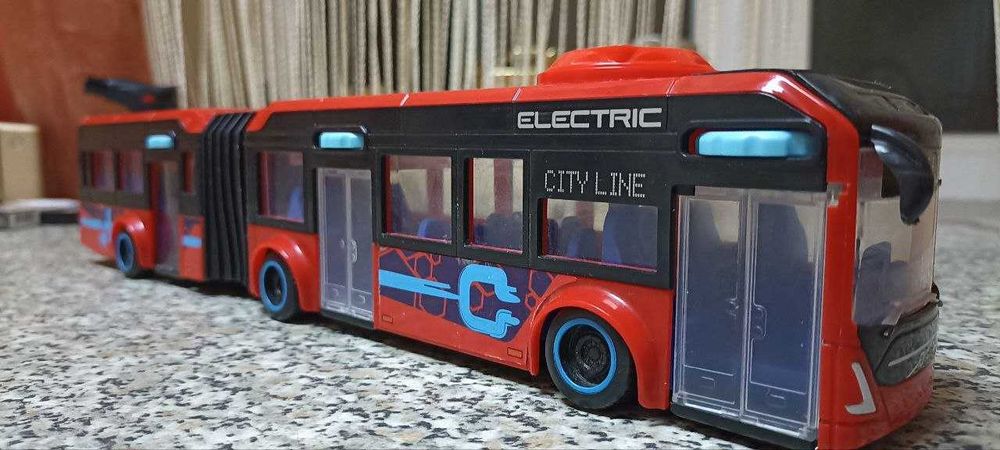Автобус Volvo 7900E "Гармошка" (резина), поворот колёс, двери, 40 см